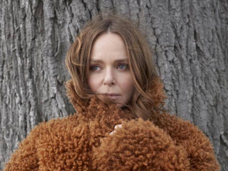 Stella McCartney: «Pelle di fungo, seta di ragno. Mi ha ispirata la...