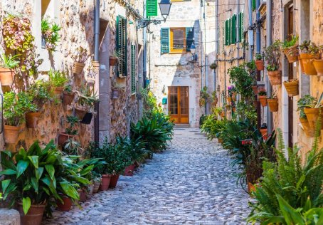 In questo paese da sogno una casa di 100 mq ti costa come una moto: ecco dove