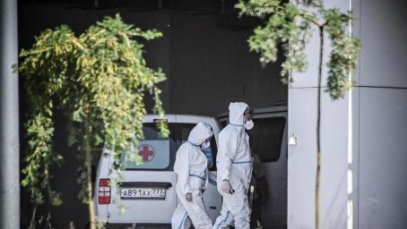 Coronavirus, in Russia 17.906 casi in un giorno, è il picco da gennaio. In...